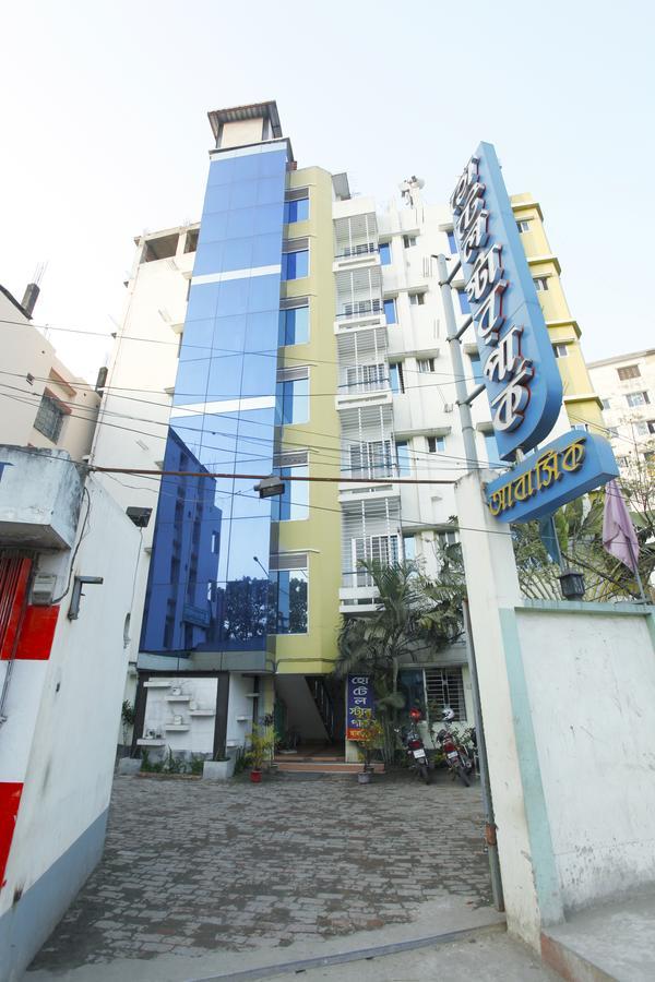 Hotel Star Park Dakhin Kattali Kültér fotó